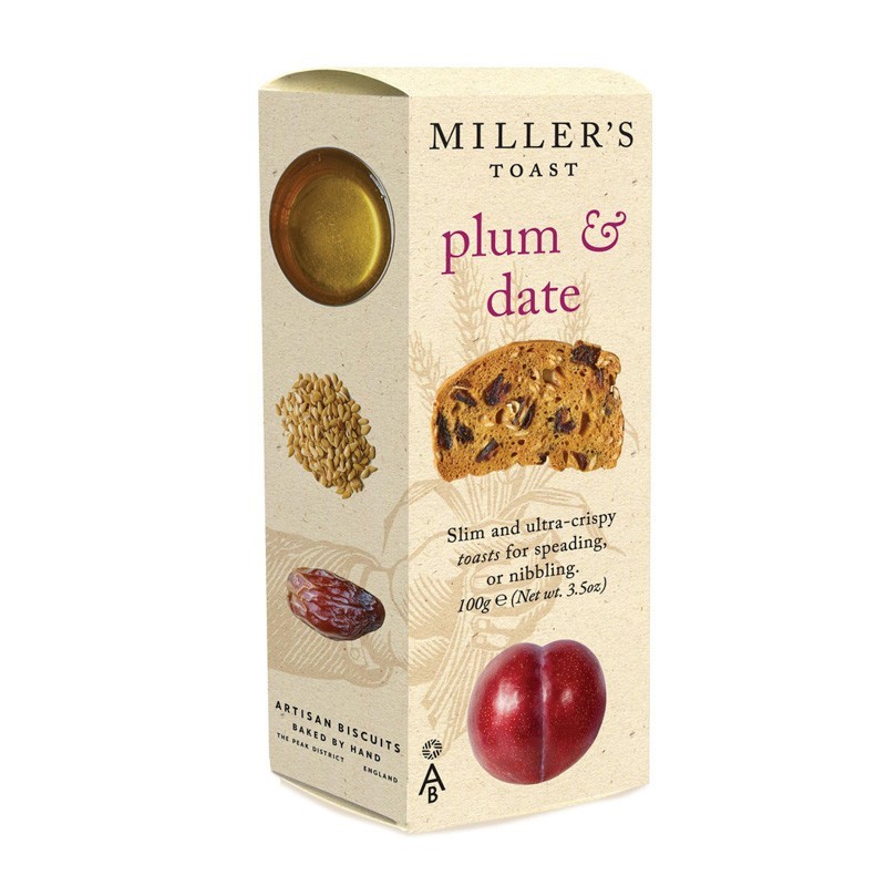 Tostas Miller de ciruelas y dátiles