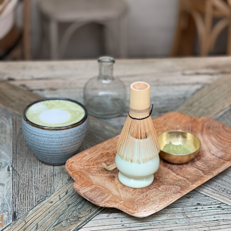 Soporte para escobilla matcha