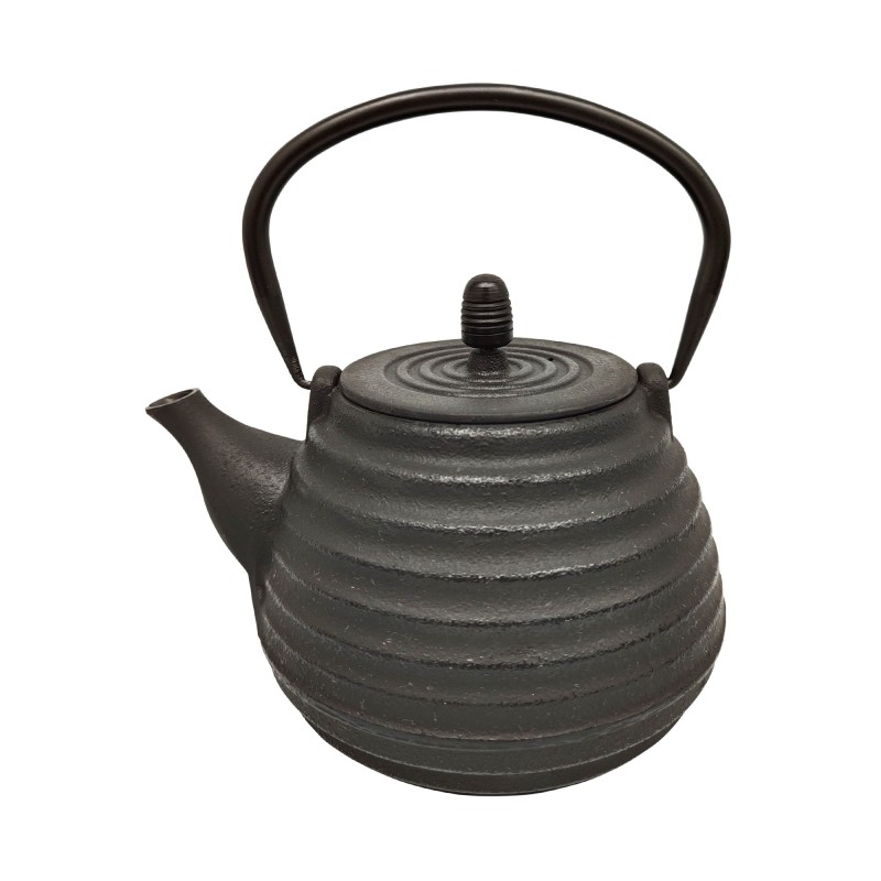 Tetera de hierro negra