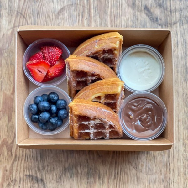 Desayuno o Merienda familiar de Reyes con Gofres