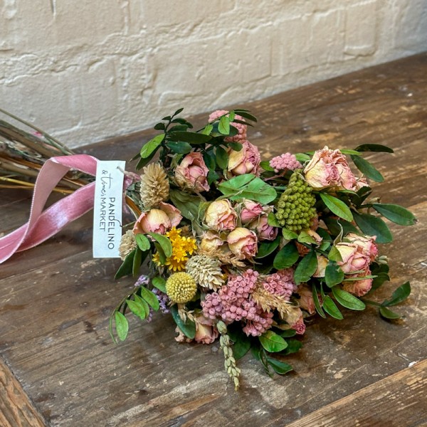 Ramillete de flores preservadas Pitiminí rosa