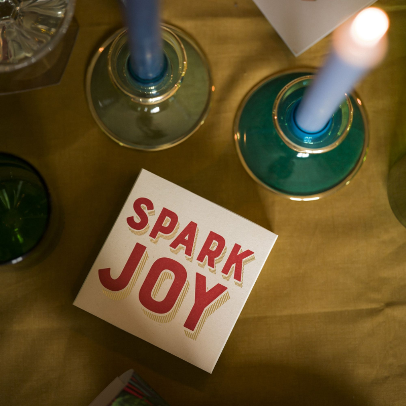 Cerillas Spark Joy