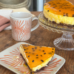 Tarta del Mes de Julio Maracuyá y Brownie