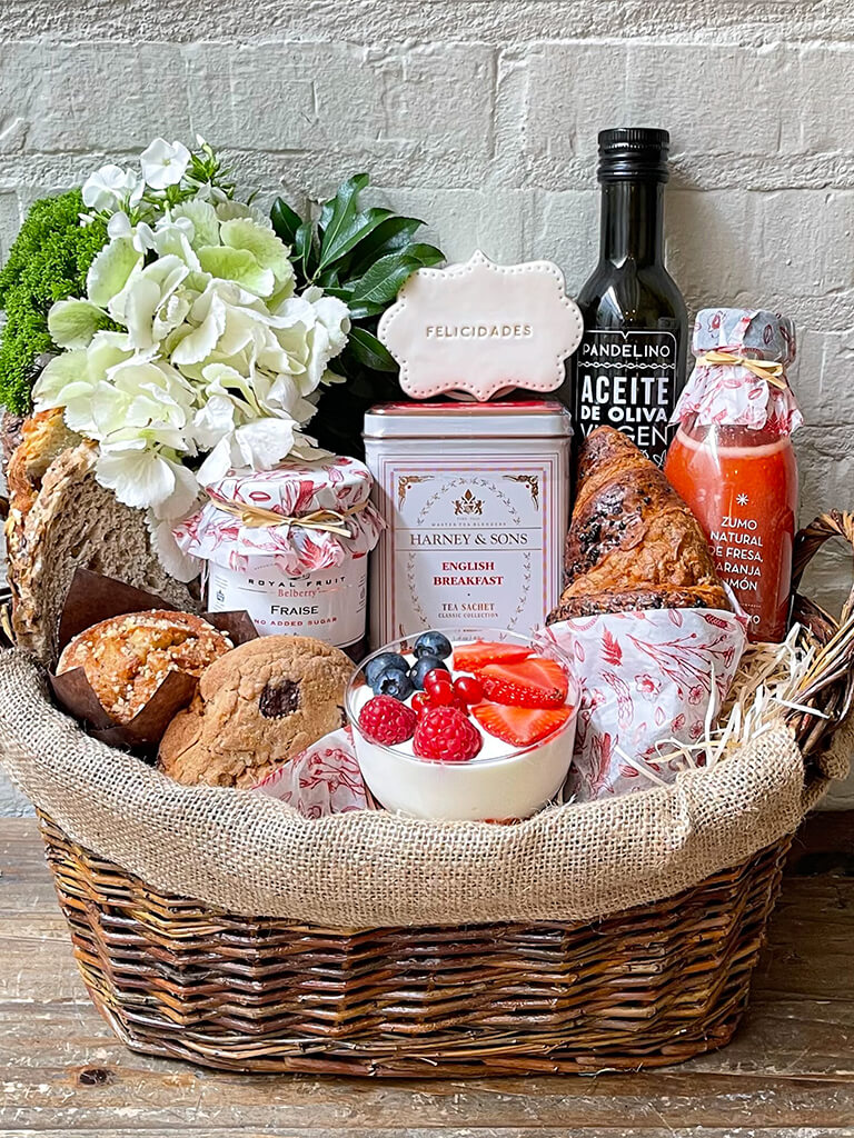 No olvides felicitar a María