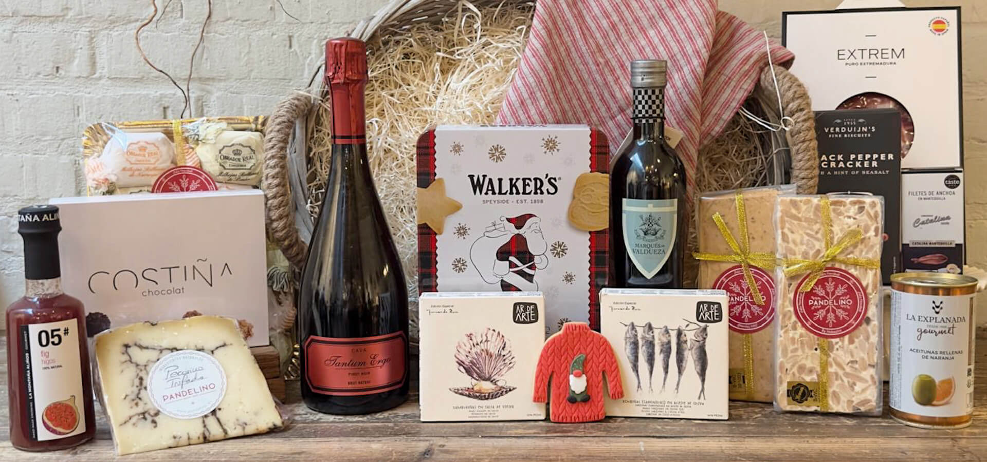 Cestas & Cajas de Navidad image